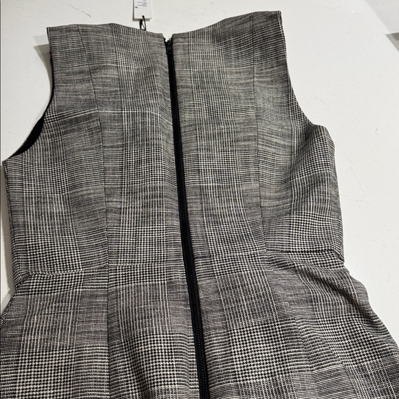 💝 Alice + Olivia long ruffle dress 2 - Picture 14 of 14